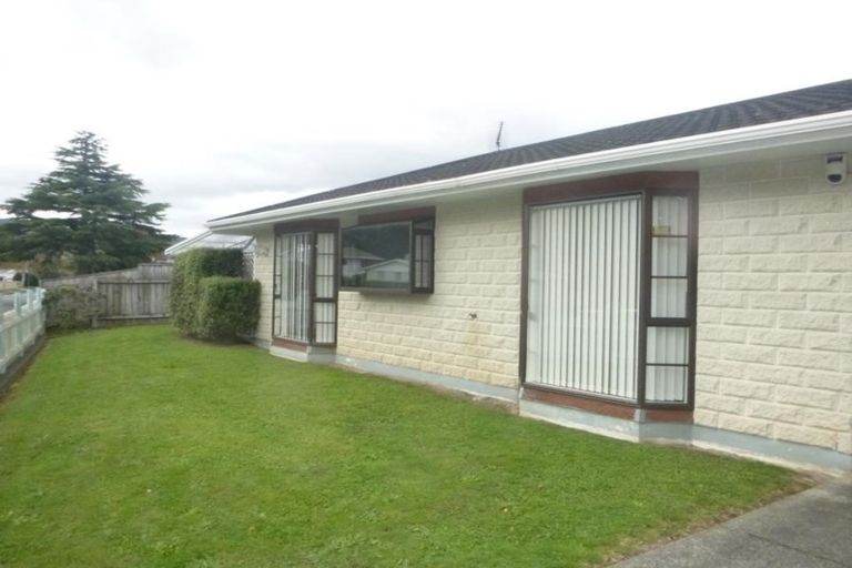 Photo of property in 14a Holdsworth Avenue, Trentham, Upper Hutt, 5018