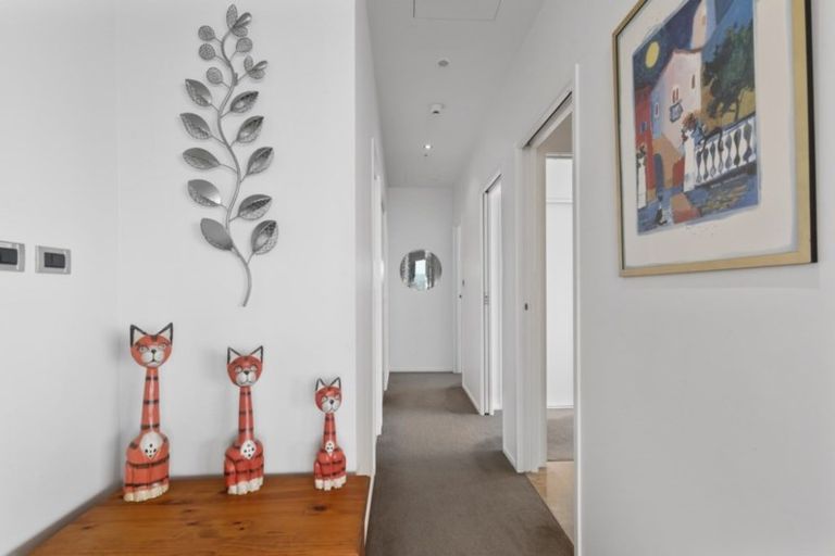 Photo of property in Sentinel Apartments, 2501/3 Northcroft Street, Takapuna, Auckland, 0622