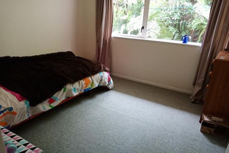 Photo of property in 261 Maungaraki Road, Maungaraki, Lower Hutt, 5010