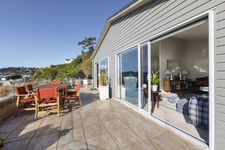 Photo of property in 4/279 Karaka Bay Road, Karaka Bays, Wellington, 6022