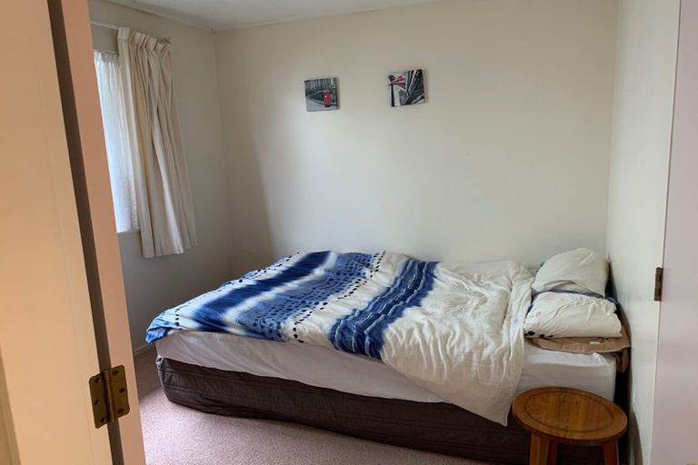 Photo of property in 2/50 Porutu Street, Fairfield, Lower Hutt, 5011