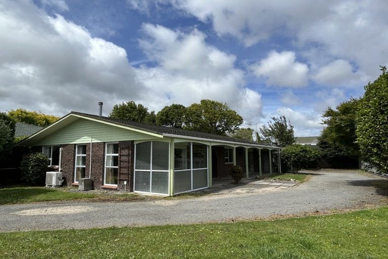 Photo of property in 30 Burn Street, Levin, 5510