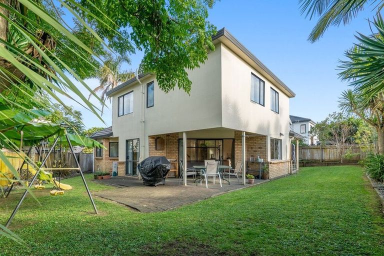 Photo of property in 45 Chieftain Rise, Goodwood Heights, Auckland, 2105