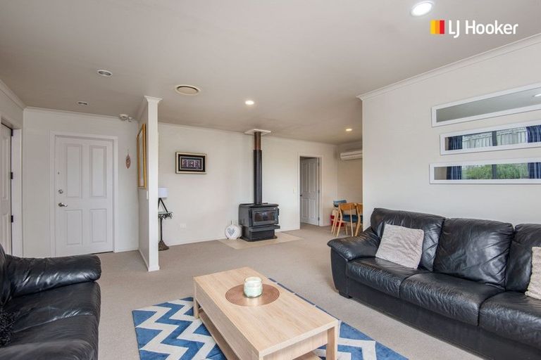 Photo of property in 30 Titri Road, Waihola, Outram, 9073