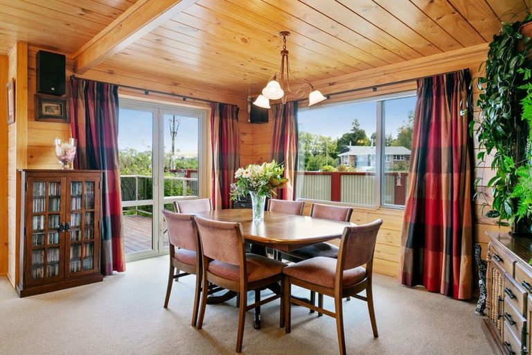Photo of property in 16 Carpentras Way, Nukuhau, Taupo, 3330