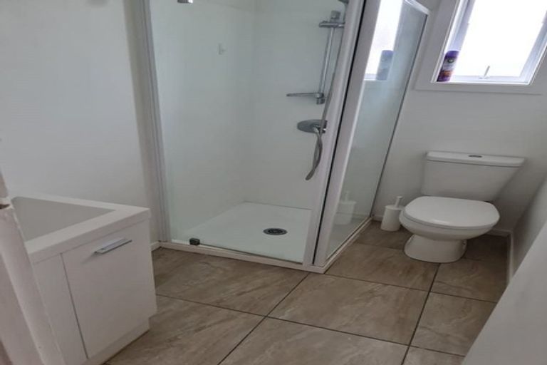 Photo of property in 4/75 Hills Road, Edgeware, Christchurch, 8013