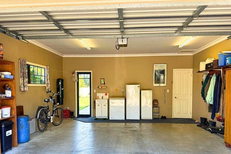 Photo of property in 92 Packard Road, Motupipi, Takaka, 7183