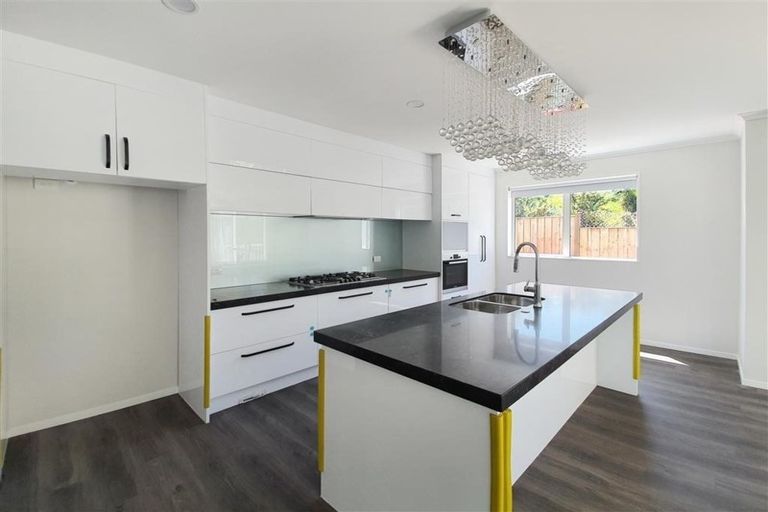 Photo of property in 9 Moko Lane, Greenhithe, Auckland, 0632