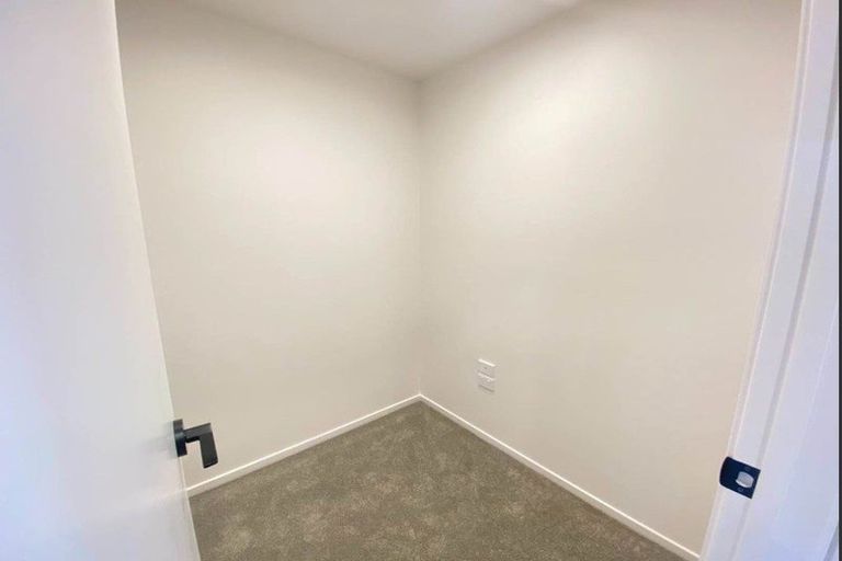 Photo of property in 8/52 Rua Road, Glen Eden, Auckland, 0602