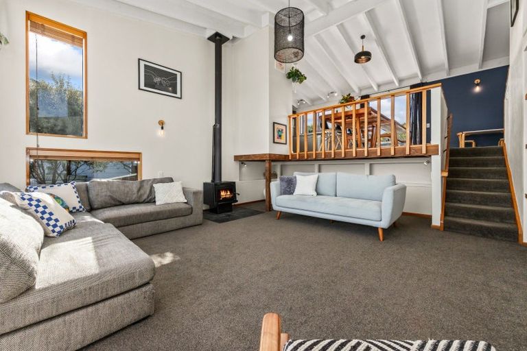 Photo of property in 7 Ayr Place, Papakowhai, Porirua, 5024
