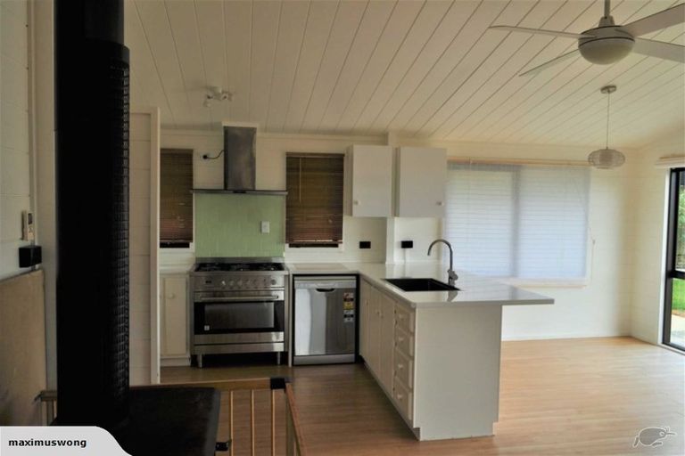 Photo of property in 17 Harbour Lights Terrace, Whitianga, 3592