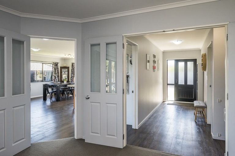 Photo of property in 7 Fytfield Place, Paraparaumu, 5032