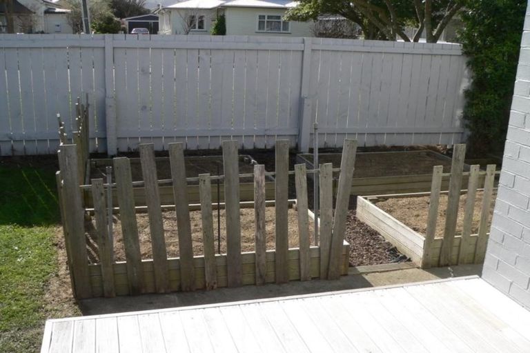 Photo of property in 140 Epuni Street, Epuni, Lower Hutt, 5011