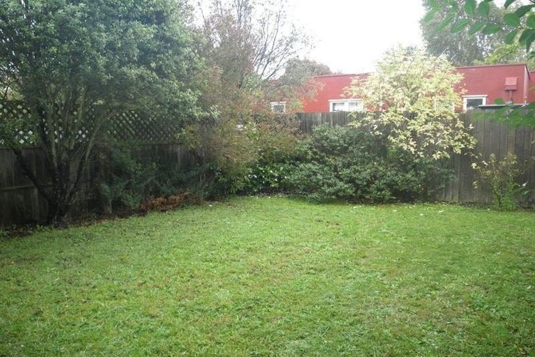 Photo of property in 5a Tonga Place, Riccarton, Christchurch, 8041
