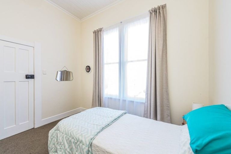 Photo of property in 72 Niblett Street, Whanganui, 4500