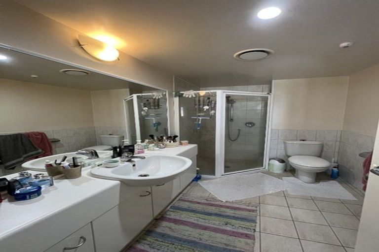 Photo of property in The Mews, 4/8 Basque Road, Eden Terrace, Auckland, 1021