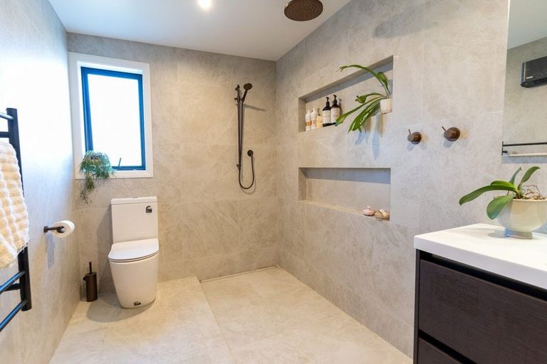 Photo of property in 60 Donegal Street, Cromwell, 9310