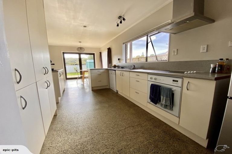 Photo of property in 35 Waiotoi Road, Ngunguru, Whangarei, 0173