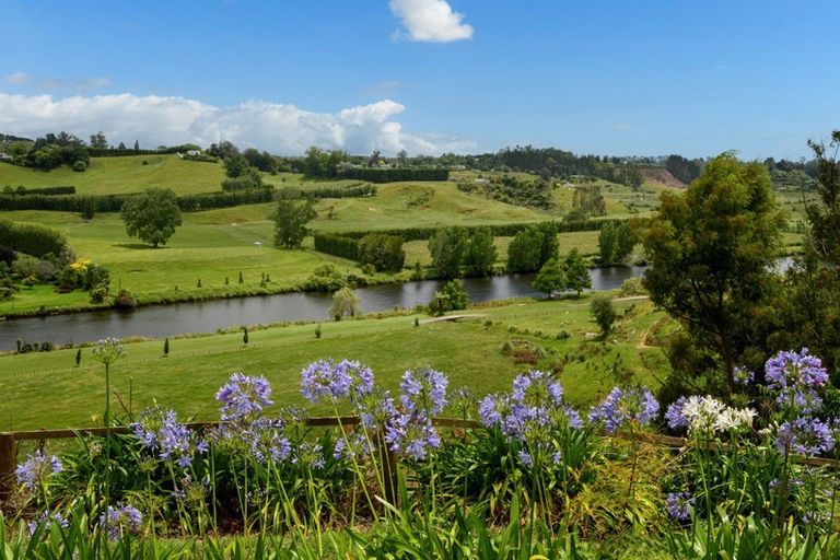 Photo of property in 72 Echo Valley Way, Tauriko, Tauranga, 3110