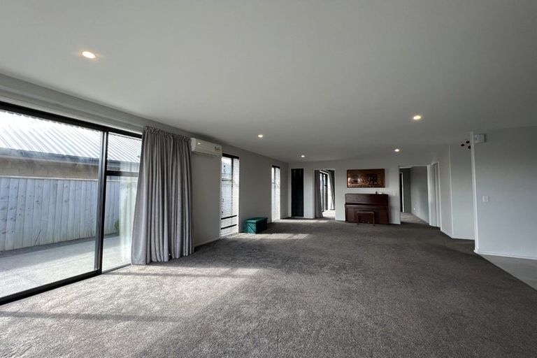 Photo of property in 32 Four Peaks Drive, Wigram, Christchurch, 8025