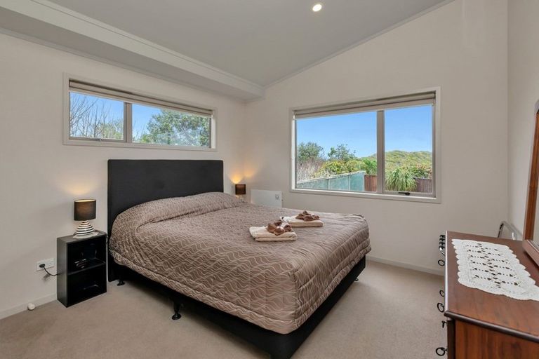 Photo of property in 16 Kelly Street, Baylys Beach, Dargaville, 0377