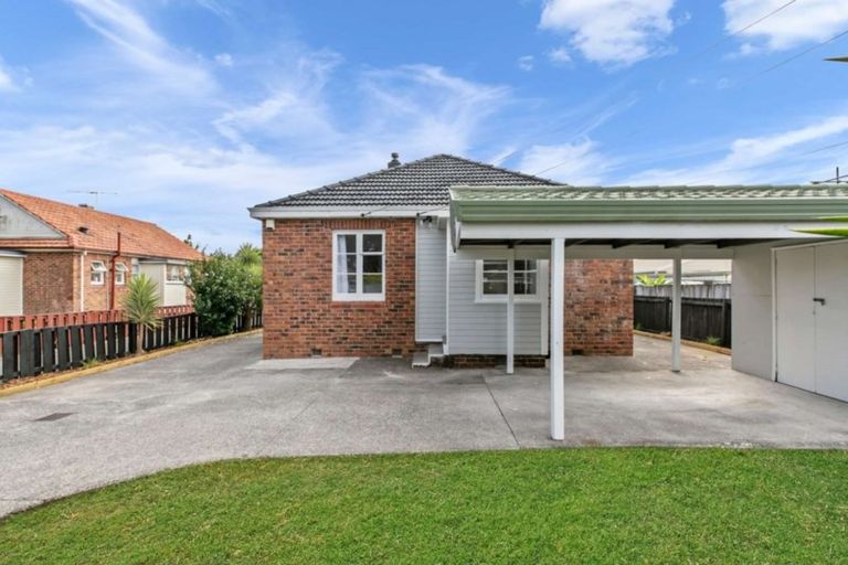 Photo of property in 1/16 Avis Avenue, Papatoetoe, Auckland, 2025