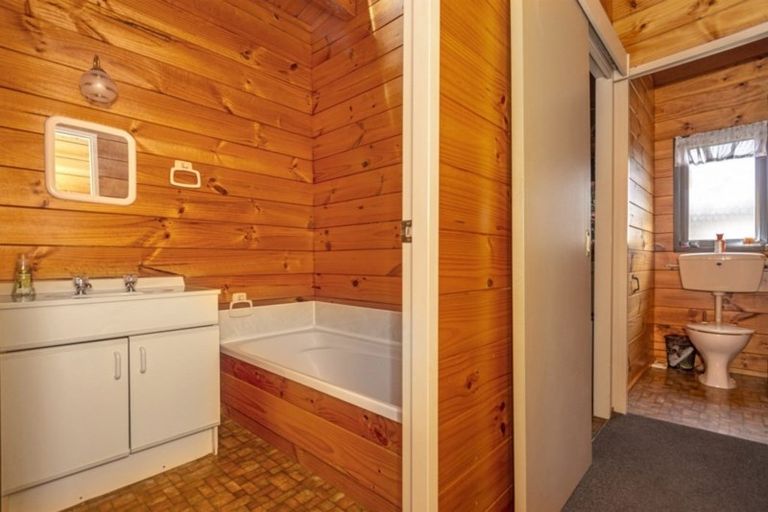 Photo of property in 529 Aberdeen Road, Te Hapara, Gisborne, 4010