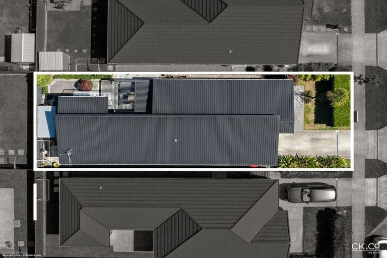 Photo of property in 15 Te Kaeaea Crescent, Wallaceville, Upper Hutt, 5018