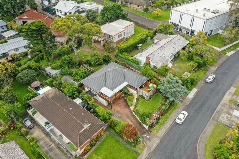 Photo of property in 50 O'halloran Road, Howick, Auckland, 2014