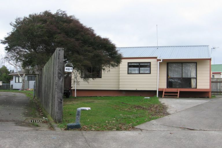 Photo of property in 48a Suzanne Grove, Kelvin Grove, Palmerston North, 4414