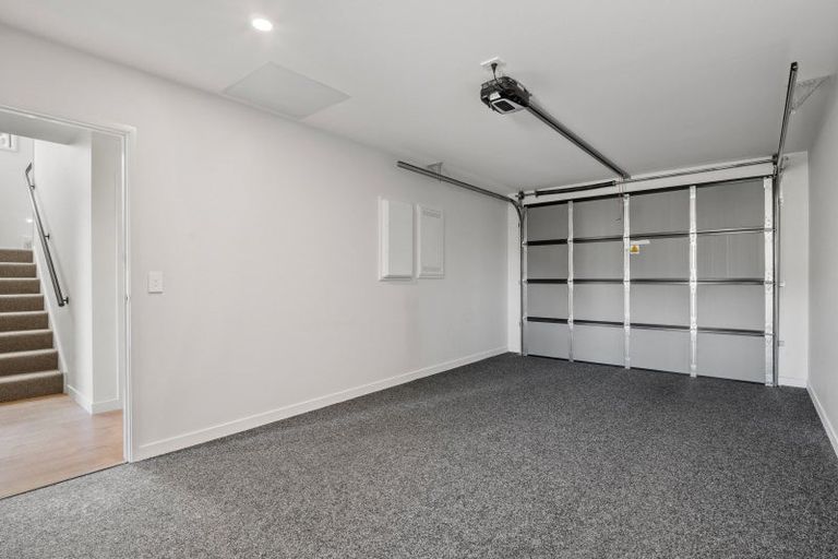 Photo of property in 39 Mulholland Drive, Jacks Point, 9371