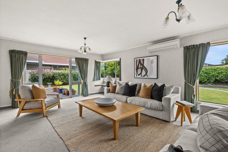 Photo of property in 20 Hetley Crescent, Taradale, Napier, 4112