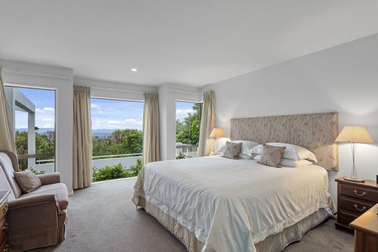 Photo of property in 3 Allom Lane, Cashmere, Christchurch, 8022