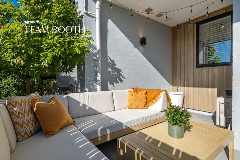 Photo of property in 8/1 Genevieve Lane, Hobsonville, Auckland, 0616