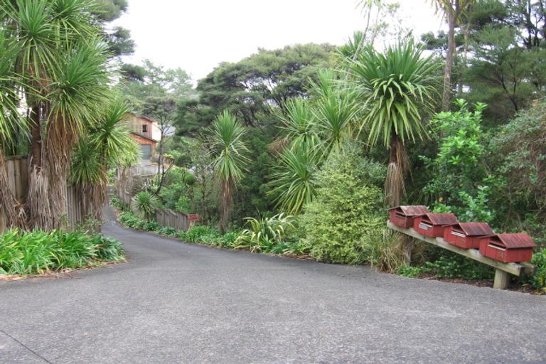 Photo of property in 8 Remu Place, Greenhithe, Auckland, 0632