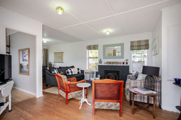 Photo of property in 40 Seaview Road, Herbertville, Dannevirke, 4970