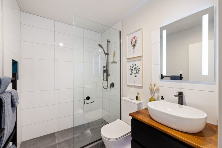 Photo of property in 2/36 Champion Street, Edgeware, Christchurch, 8013