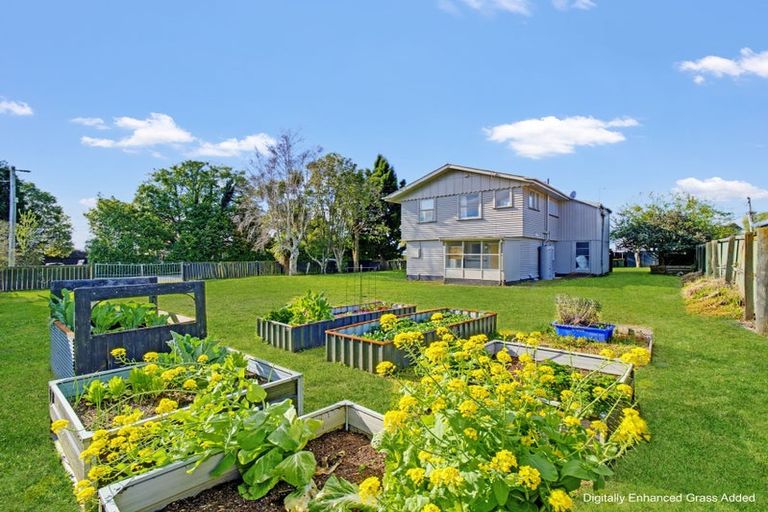 Photo of property in 6 Lee Road, Hannahs Bay, Rotorua, 3010