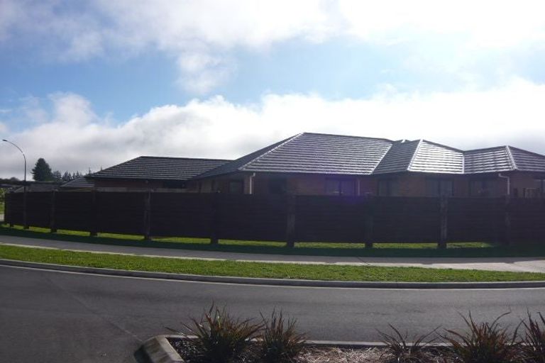 Photo of property in 12 Chalgrove Road, Huntington, Hamilton, 3210