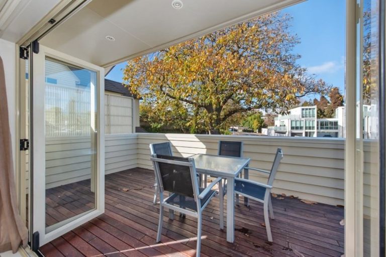 Photo of property in 2j Riro Street, Hamilton East, Hamilton, 3216