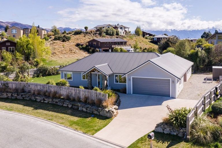 Photo of property in 22 Charles Court, Lake Hawea, Wanaka, 9382
