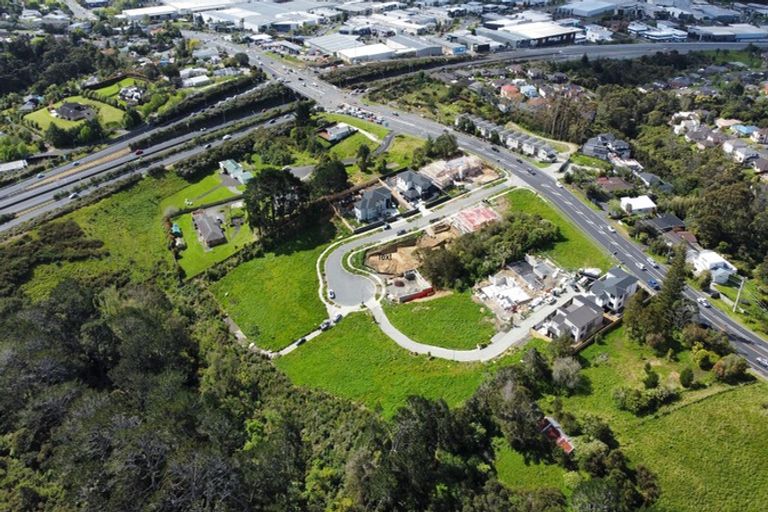 Photo of property in 13 Taimana Place, Greenhithe, Auckland, 0632