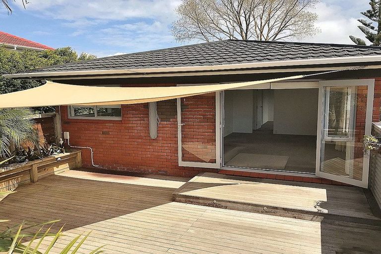 Photo of property in 1/33 Francis Street, Hauraki, Auckland, 0622