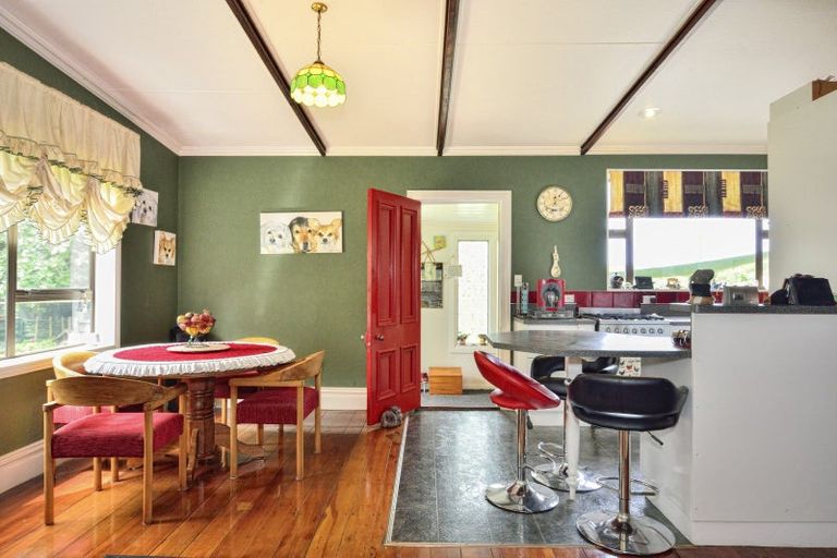 Photo of property in 72 Main Road, Makaraka, Gisborne, 4010