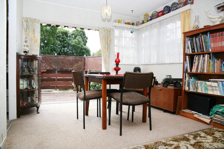 Photo of property in 43 Redcrest Avenue, Red Hill, Papakura, 2110