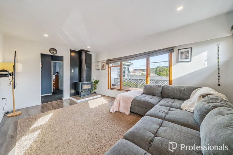 Photo of property in 25 Coniston Street, Wainuiomata, Lower Hutt, 5014
