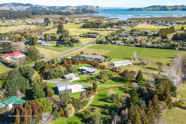 Photo of property in 75 Whangapoua Sh25 Road, Coromandel, 3506