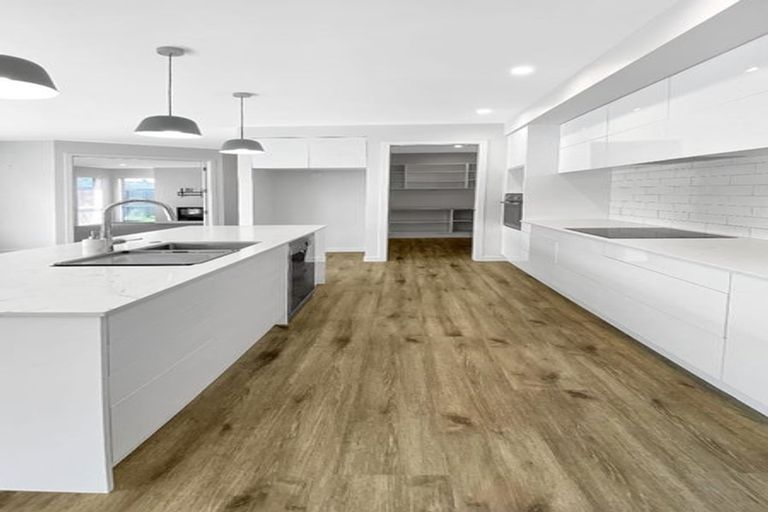 Photo of property in 24 Kaituna Place, Te Awa, Napier, 4110