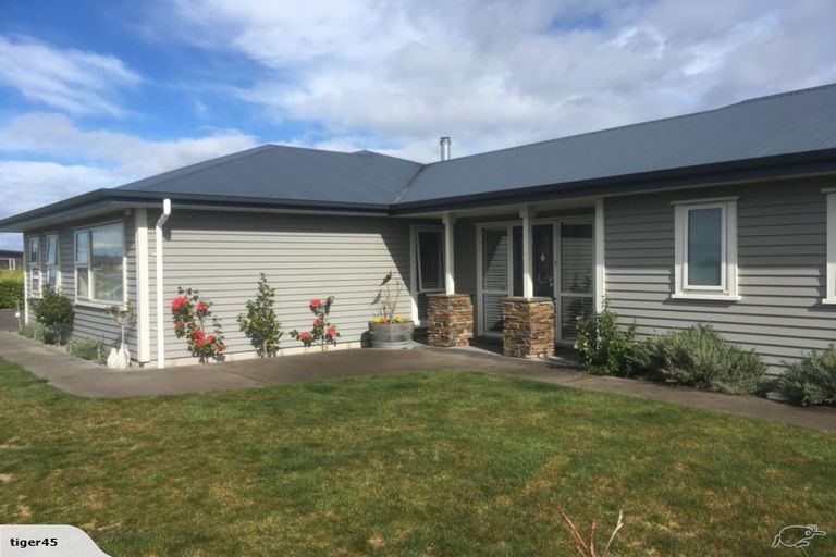 Photo of property in 8 Memorial Drive, Motueka, 7120