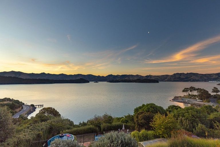 Photo of property in 39 Andersons Road, Charteris Bay, Lyttelton, 8971